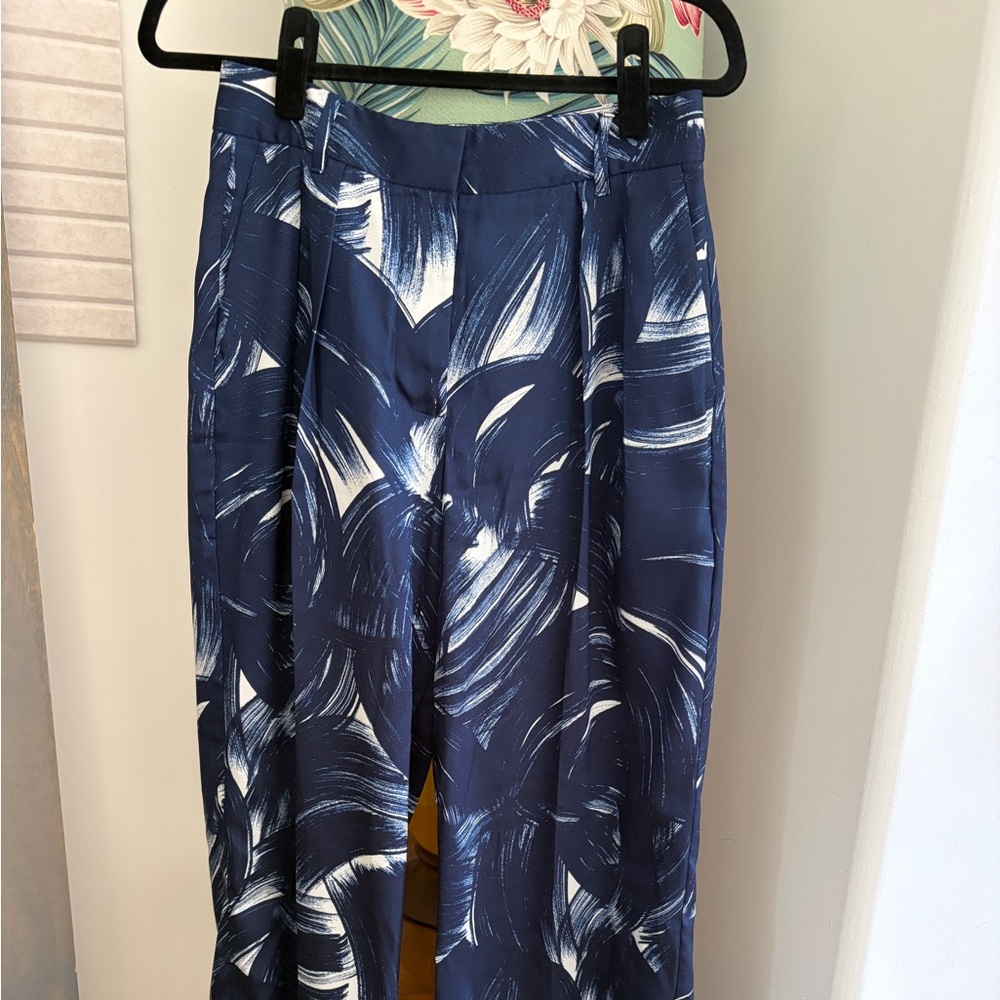 Banana Republic Navy & White Pleated Wide-Leg Trousers